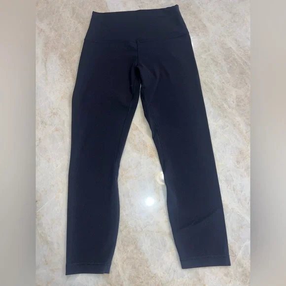 Lululemon High-Waisted Black Leggings Align 23” for Women - Picture 2 of 9